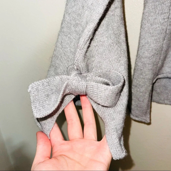 Bar III Light Gray Tie Bell Sleeve Tight Knit Sweater Large Women’s - Picture 5 of 11